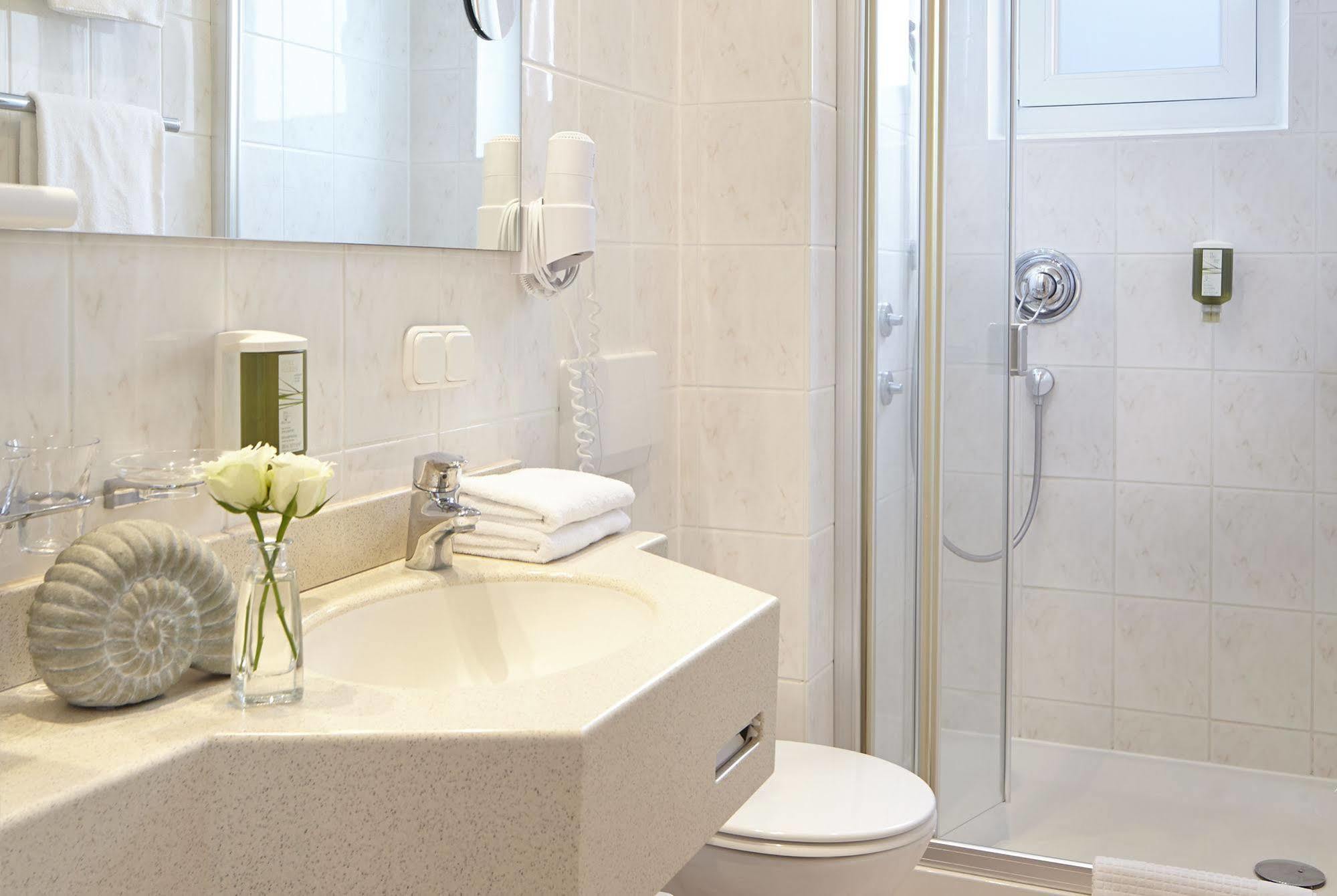 Hotel Ancora Timmendorfer Strand Ngoại thất bức ảnh